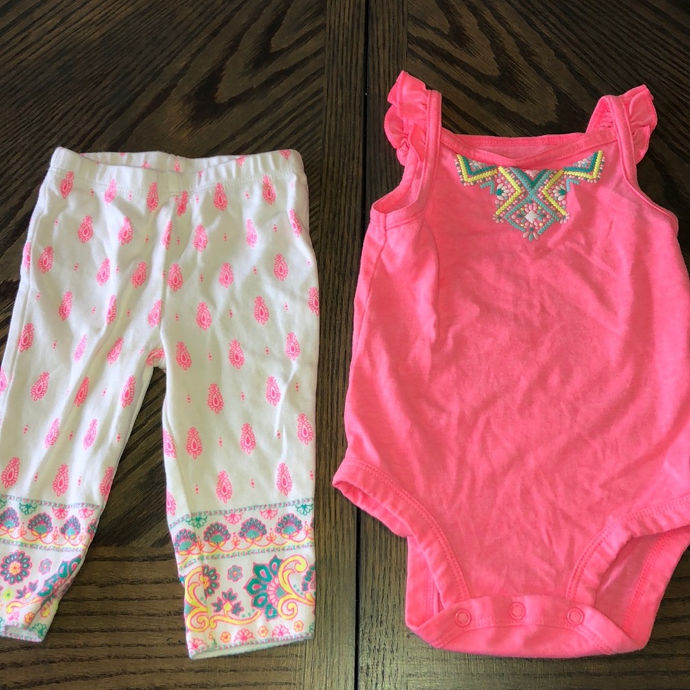 Carters Set